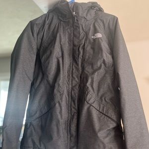 Women’s Northface Coat (small )